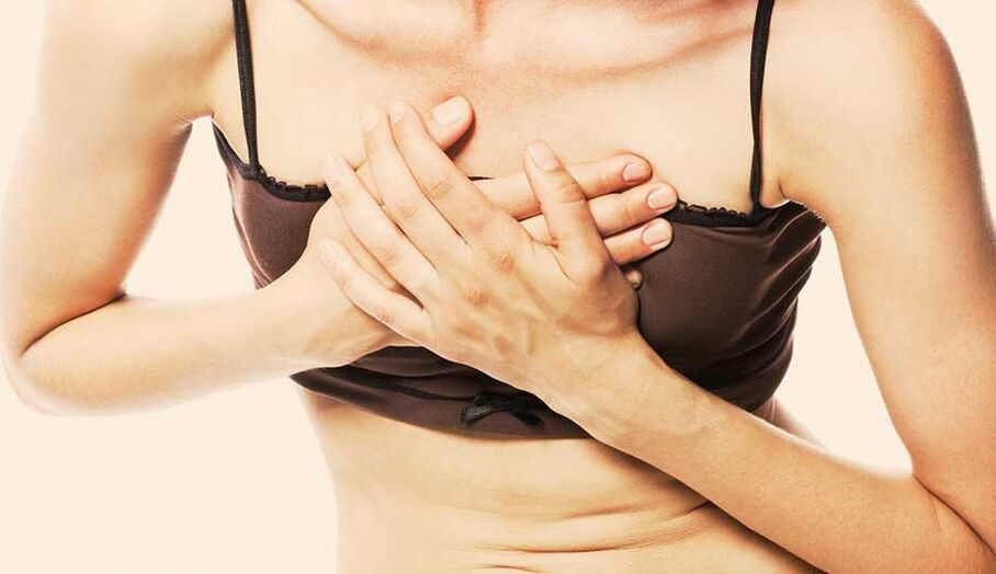 Une douleur thoracique aiguë peut être à l'origine d'une ostéochondrose mammaire. 